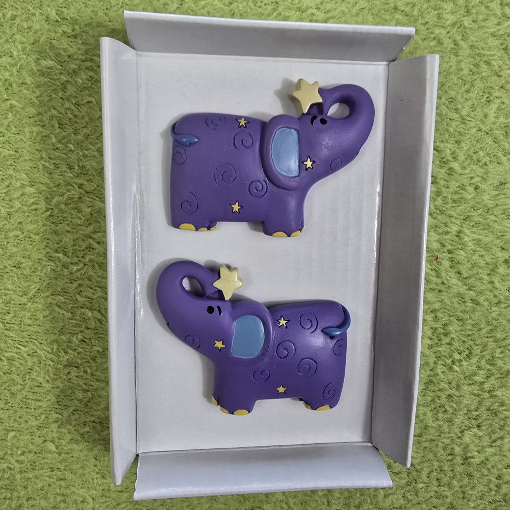 NWT NIP VHTF 2 ELEPHANT DRAWER KNOBS Purple-Blue Nursery Furniture Decor Set (1)